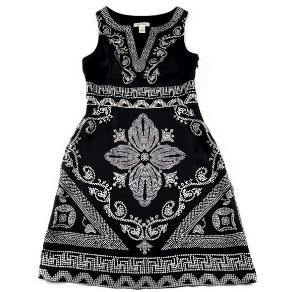 White House Black Market Dresses & Skirts - White House Black Market black and white 100% silk embellished dress. size 4